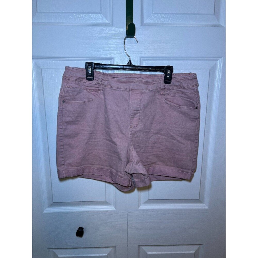 Time & Tru Pink Shorts XL 16-18 Stretch Casual Mid Rise